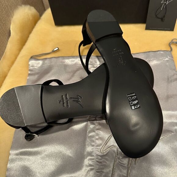 Giuseppe Zanotti  Raso Doppiatto crystal embellished sandals size EU 39 - Picture 9 of 16